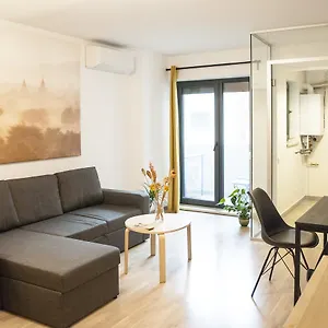 Urban Nest Banu Manta Apartment