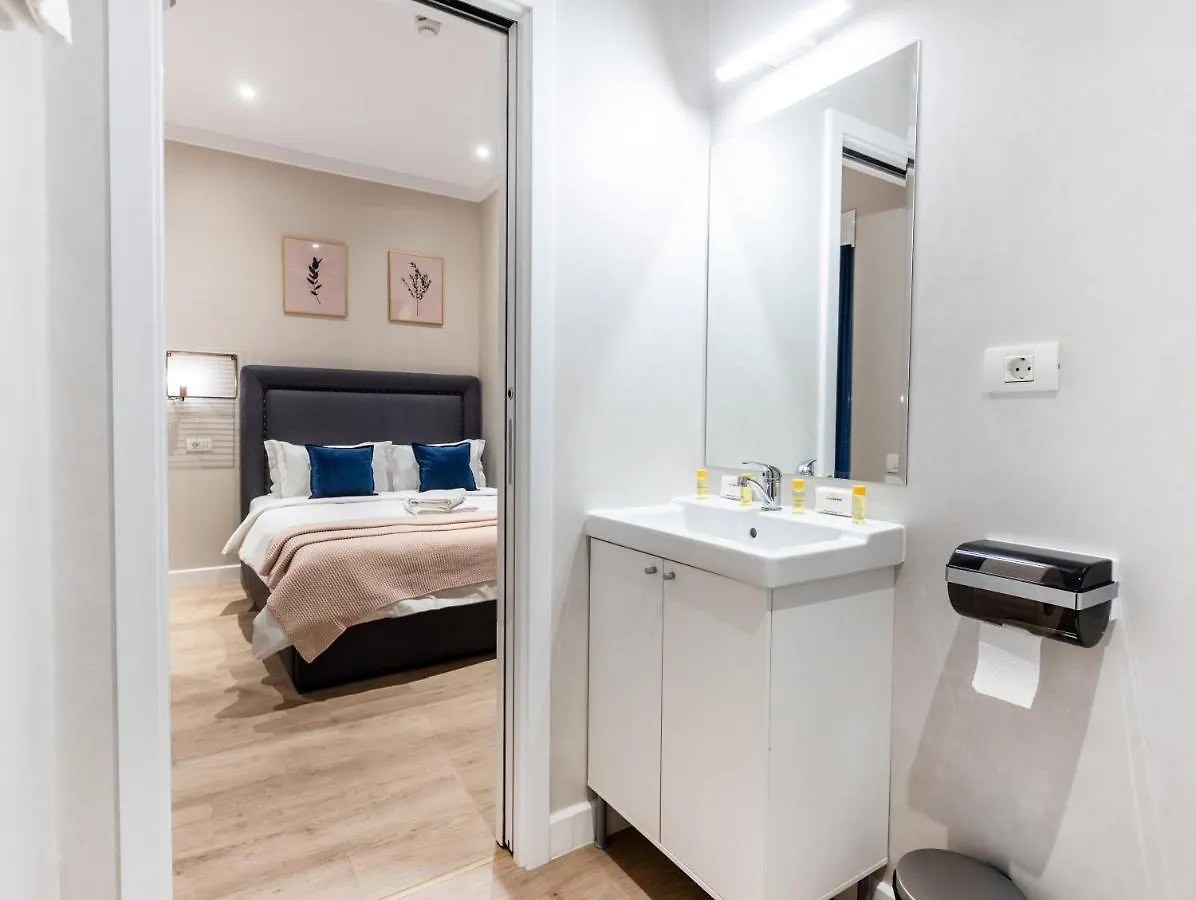 DeGoya Studios Bucharest Old Town Apartahotel